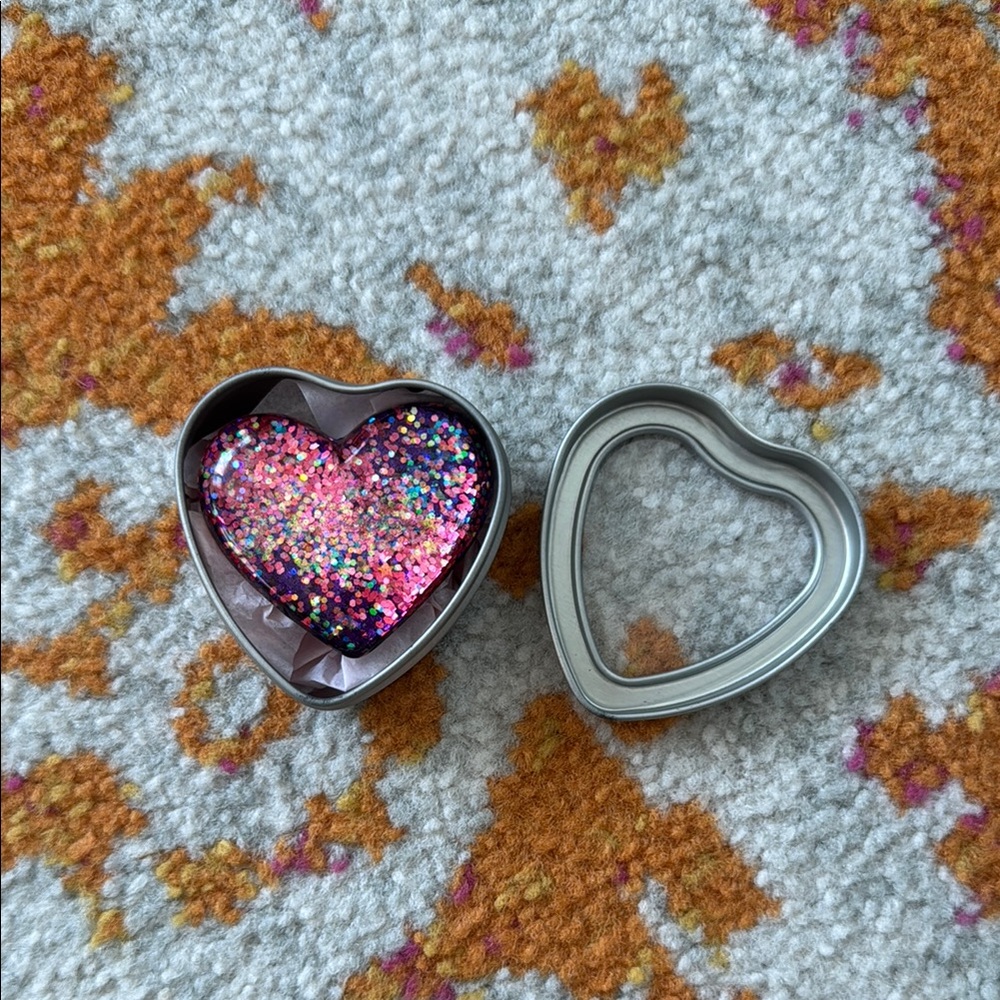 Heart-Shaped Glitter Resin Ring